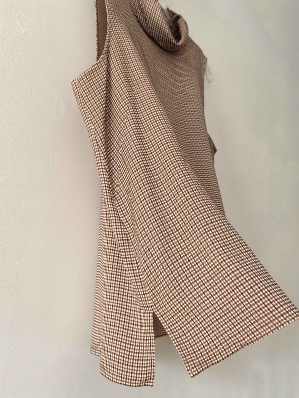 Lafayette 148 Plaid Checkered Brown Tan Mock Cowl Neck Sleeveless Blouse XL - Picture 3 of 12